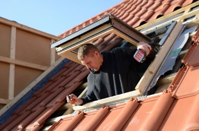 Pose de fenêtres de toit Velux à Brunembert